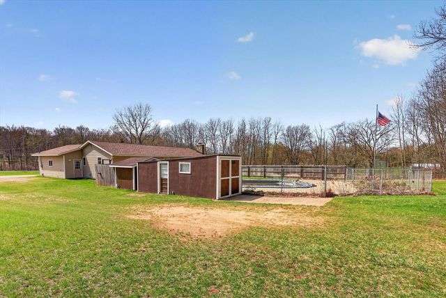 7045 17 Mile Road, Cedar Springs, MI 49319