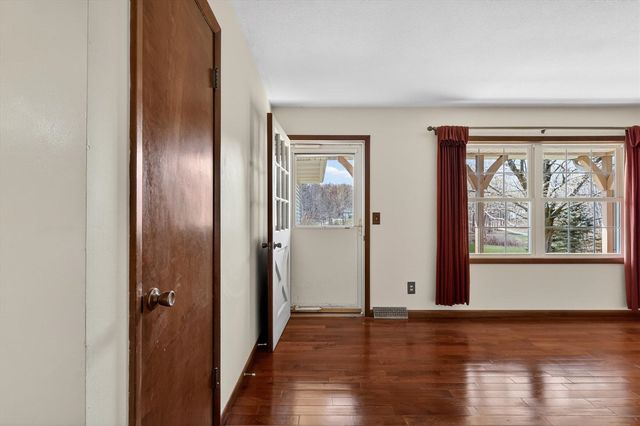7045 17 Mile Road, Cedar Springs, MI 49319
