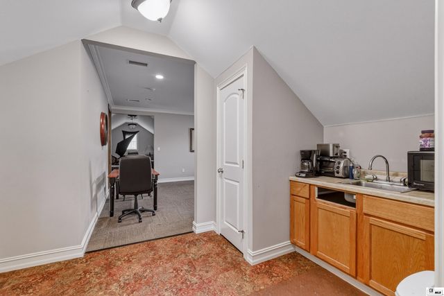 211 WHISPERING CREEK ROAD, West Monroe, LA 71291