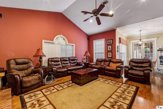 211 WHISPERING CREEK ROAD, West Monroe, LA 71291