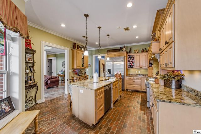 211 WHISPERING CREEK ROAD, West Monroe, LA 71291