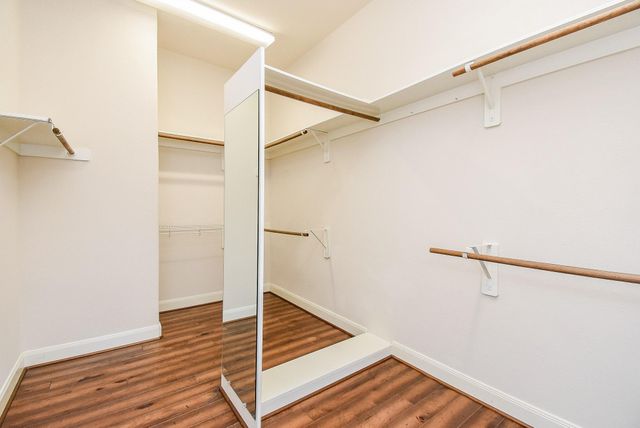 6023 Gatewood Manor Drive, Katy, TX 77494