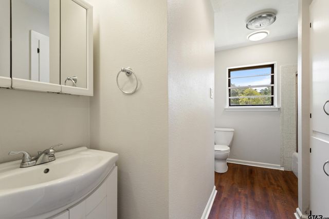 13011 County Road 470, Tyler, TX 75704