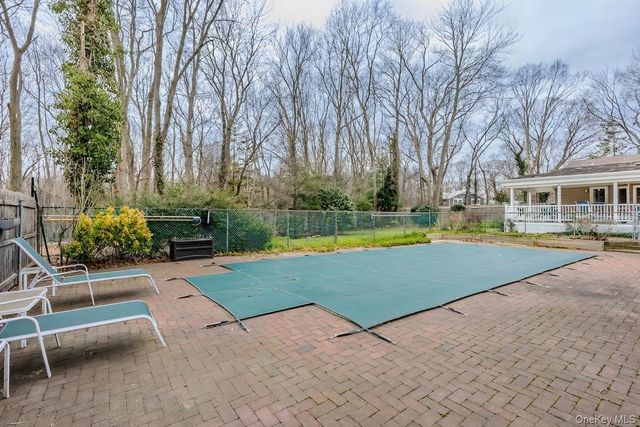 3 Townsend Court, Setauket, NY 11733