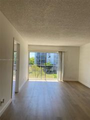 8740 N Sherman Cir 305, Miramar, FL 33025