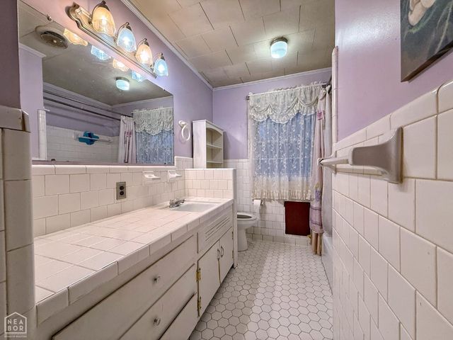 906 Eastwood Street, Leachville, AR 72438