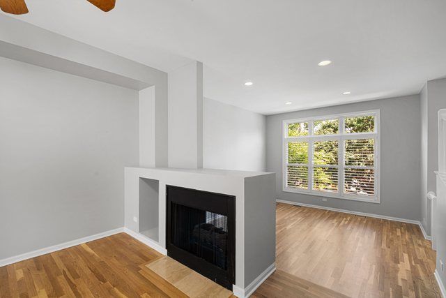1845 Prairie Street, Glenview, IL 60025