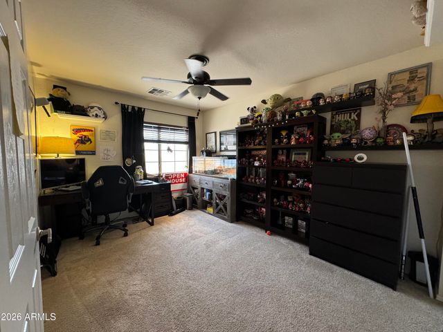 2058 N Parish Lane, Casa Grande, AZ 85122