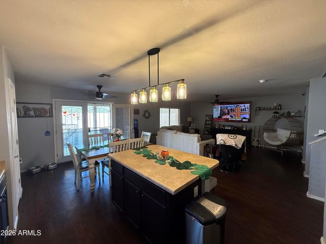 2058 N Parish Lane, Casa Grande, AZ 85122