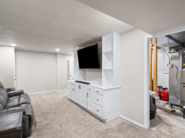 1940 Basil St, Strasburg, CO 80136