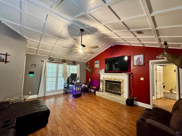104 Winchester Drives, Leesburg, GA 31763