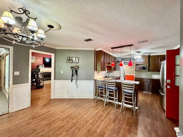 104 Winchester Drives, Leesburg, GA 31763