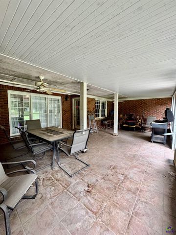 104 Winchester Drives, Leesburg, GA 31763