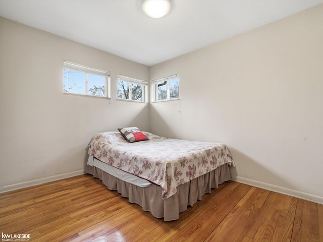 88 Wellesley Drive, Pleasant Ridge, MI 48069