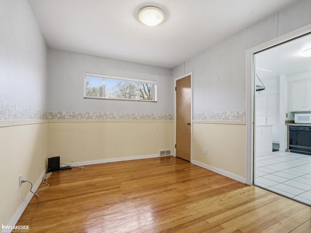 88 Wellesley Drive, Pleasant Ridge, MI 48069