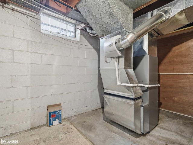 88 Wellesley Drive, Pleasant Ridge, MI 48069