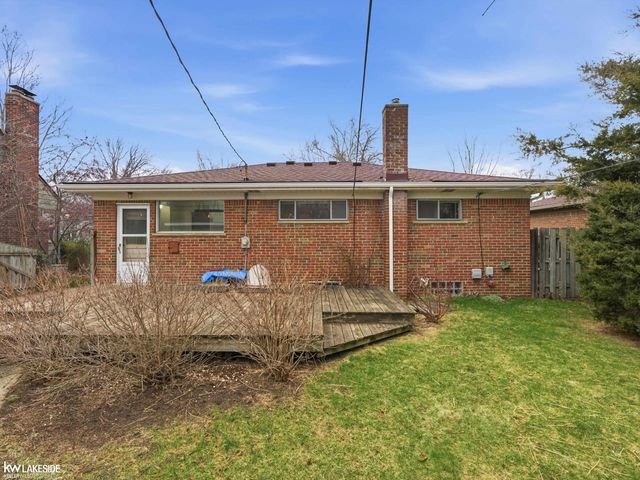 88 Wellesley Drive, Pleasant Ridge, MI 48069