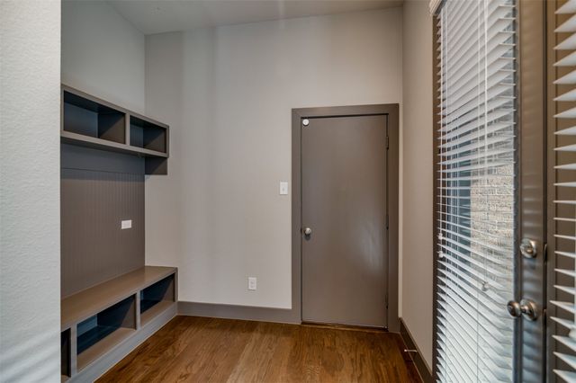 216 Wimberly Street, Fort Worth, TX 76107