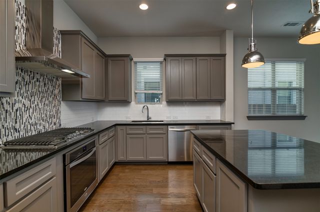 216 Wimberly Street, Fort Worth, TX 76107