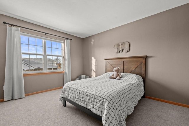 6001 Alburg AVENUE, Racine, WI 53406