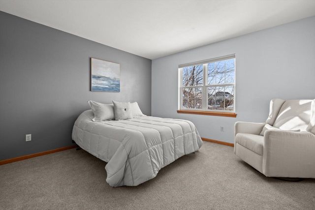 6001 Alburg AVENUE, Racine, WI 53406