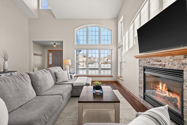 6001 Alburg AVENUE, Racine, WI 53406