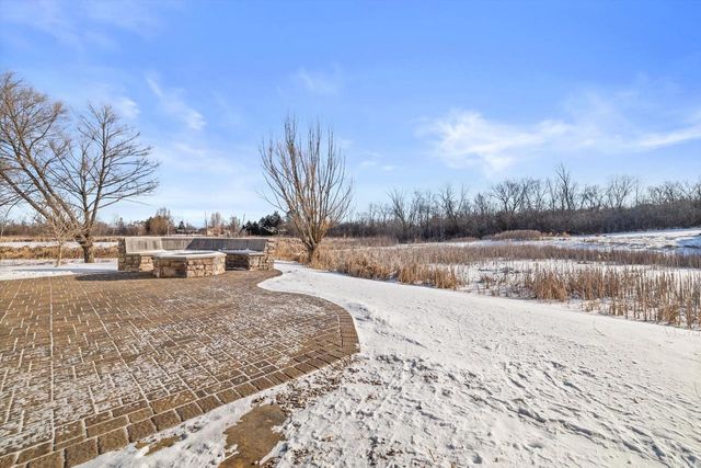 6001 Alburg AVENUE, Racine, WI 53406