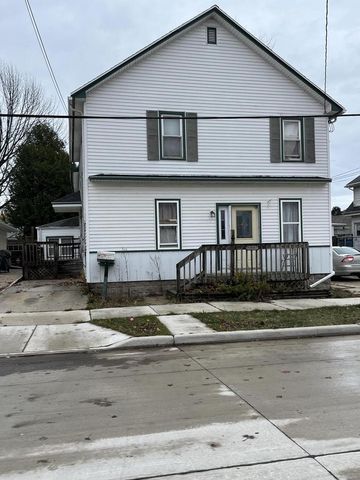 2009 Madison STREET, Two Rivers, WI 54241