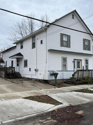 2009 Madison STREET, Two Rivers, WI 54241