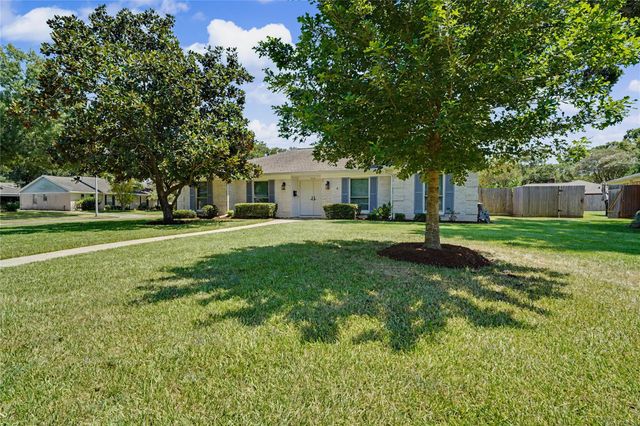1010 Beachcomber Lane, Houston, TX 77062
