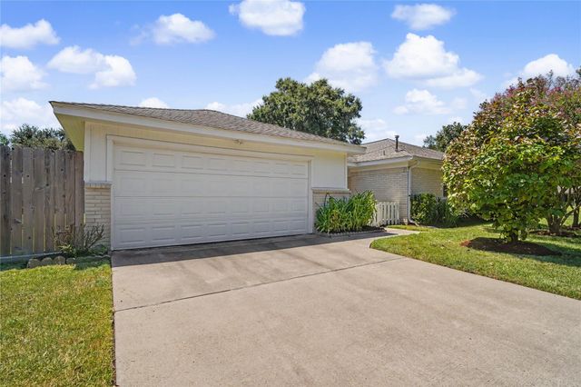 1010 Beachcomber Lane, Houston, TX 77062
