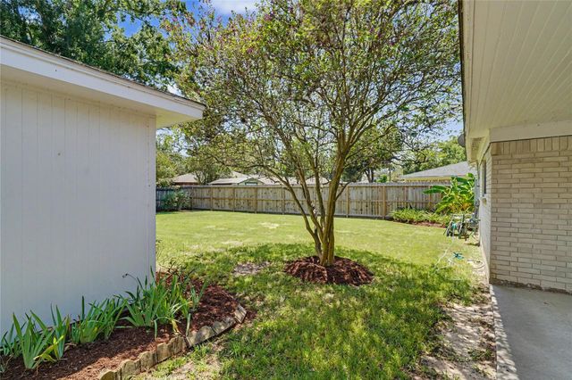 1010 Beachcomber Lane, Houston, TX 77062