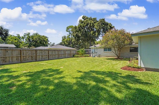 1010 Beachcomber Lane, Houston, TX 77062