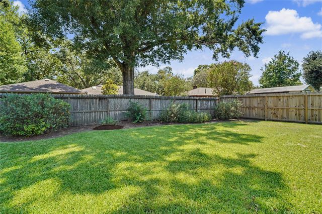 1010 Beachcomber Lane, Houston, TX 77062