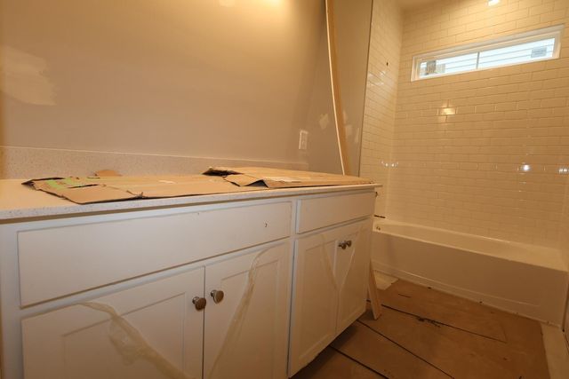 6954 Corsican Loop N, Hilliard, OH 43026