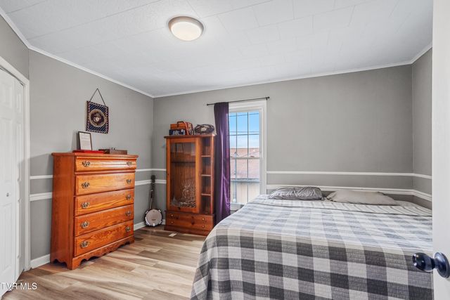1821 Broad Street, Bristol, TN 37620