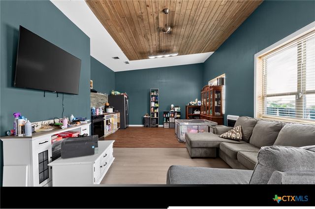 4803 County Road 3300, Kempner, TX 76539