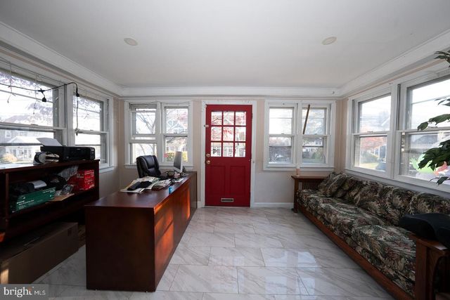 122 CRESTVIEW RD, Upper Darby, PA 19082