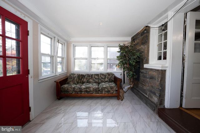 122 CRESTVIEW RD, Upper Darby, PA 19082