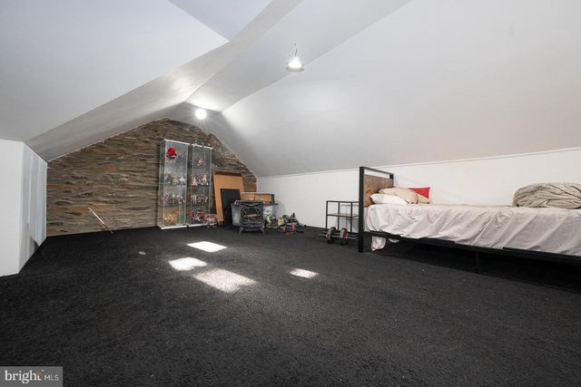 122 CRESTVIEW RD, Upper Darby, PA 19082