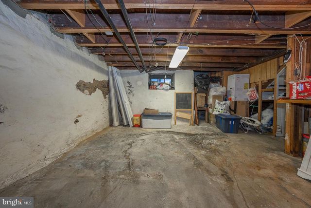 122 CRESTVIEW RD, Upper Darby, PA 19082