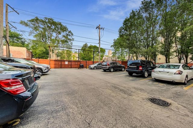 4537 S Drexel Boulevard 409, Chicago, IL 60653