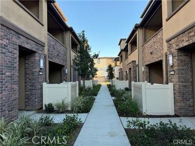 1515 Stratus Drive, Pomona, CA 91768