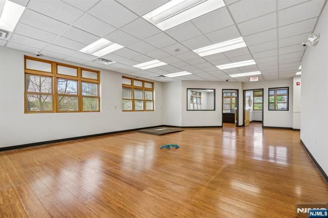 92 Union Avenue, Cresskill, NJ 07626