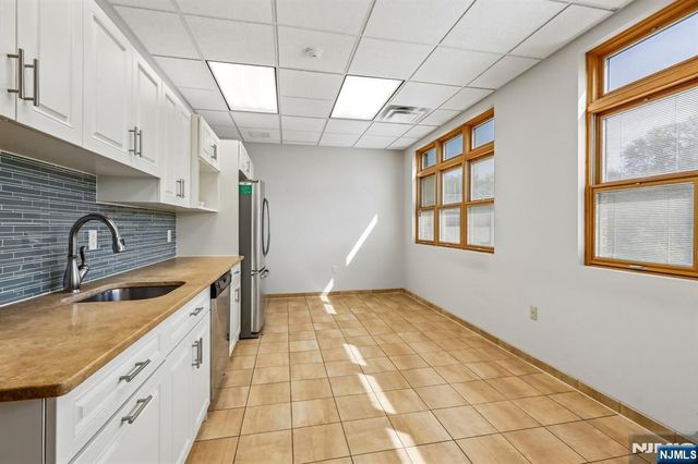 92 Union Avenue, Cresskill, NJ 07626