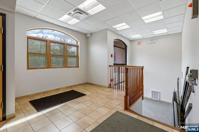 92 Union Avenue, Cresskill, NJ 07626