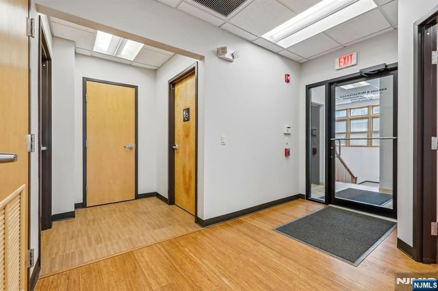 92 Union Avenue, Cresskill, NJ 07626