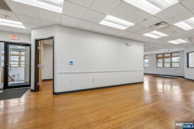 92 Union Avenue, Cresskill, NJ 07626