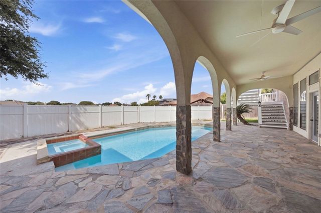 6406 Bellac St, Corpus Christi, TX 78414