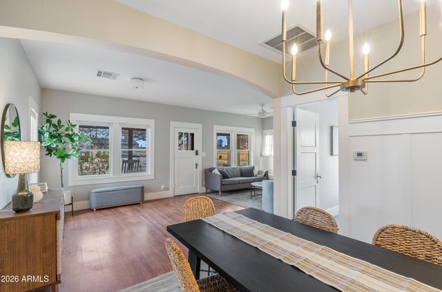 2549 N MITCHELL Street, Phoenix, AZ 85006